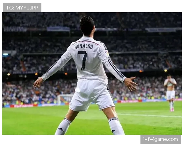 C罗展现领袖风范,稳健发挥助球队逆转局势,状态回暖引关注 C罗展现领袖风范,稳健发挥助球队逆转局势,状态回暖引关注