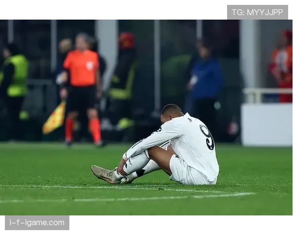 姆巴佩转会皇马传闻再起，冬窗动向引球迷高度关注