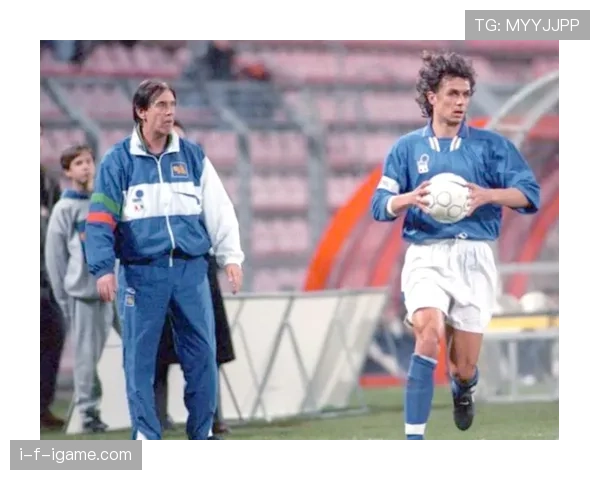 马尔蒂尼家族传承足球精神，一代传奇铸就深远影响