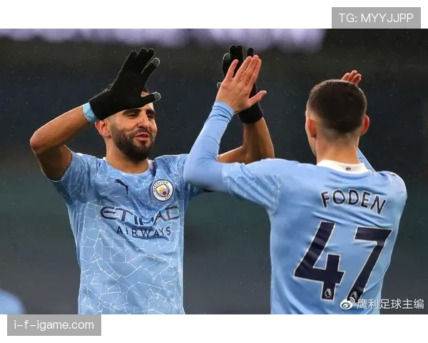 Foden战术灵活性解析:多位置适应性助力球队攻防体系 Foden战术灵活性解析:多位置适应性助力球队攻防体系